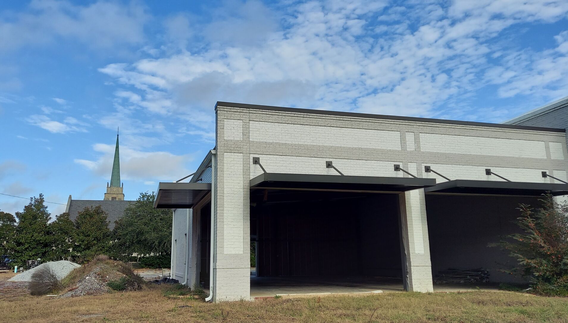 Columbia bar, shop plans to open at Lexington site where church opposed earlier project